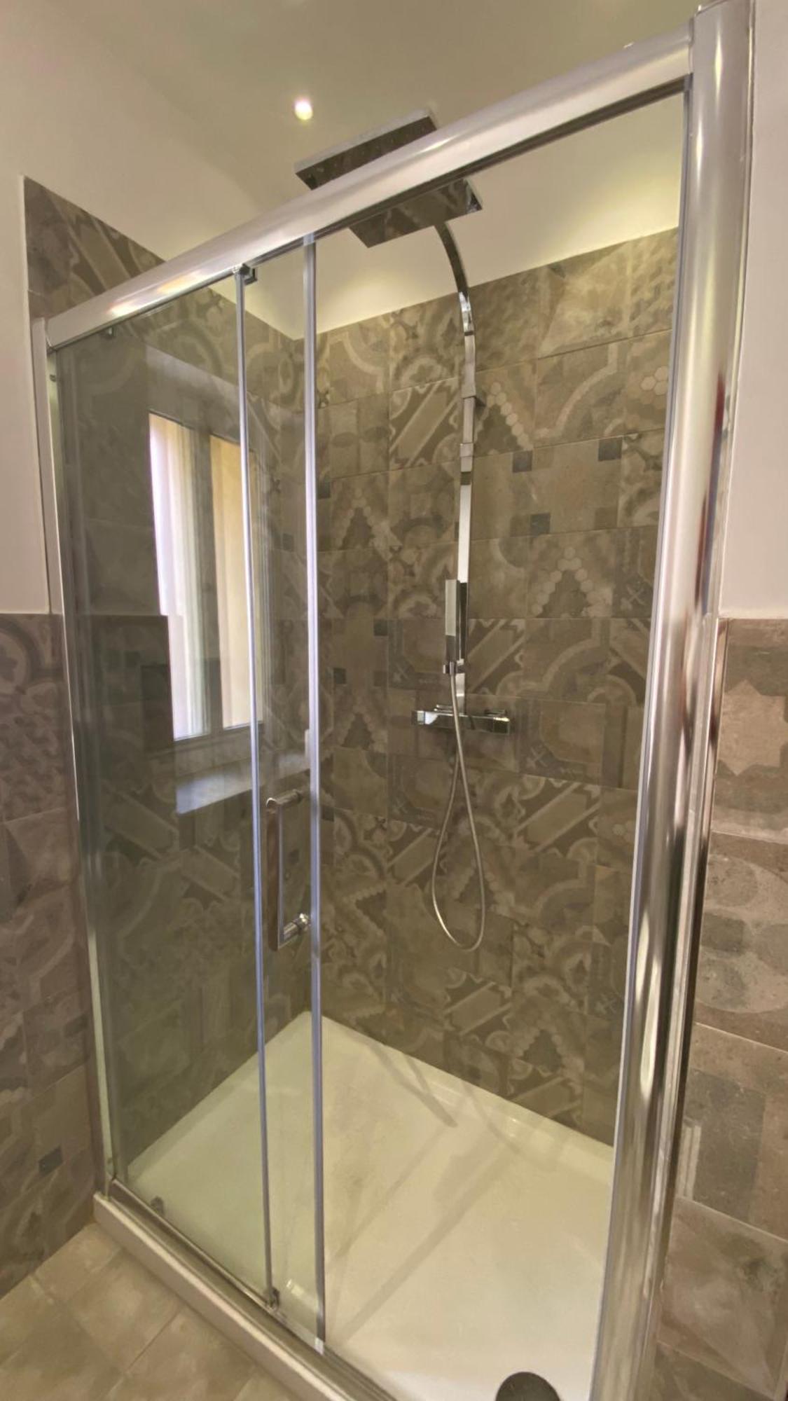 Holiday Guesthouse Salerno Ruang foto